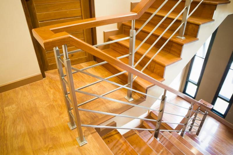 R&eacute;novation d'escaliers &agrave; ENNERY, transformez votre int&eacute;rieur facilement